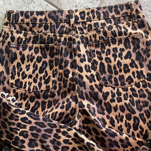Alice + Olivia Leopard animal print high rise wide leg full length Jean size 30 - Picture 6 of 16